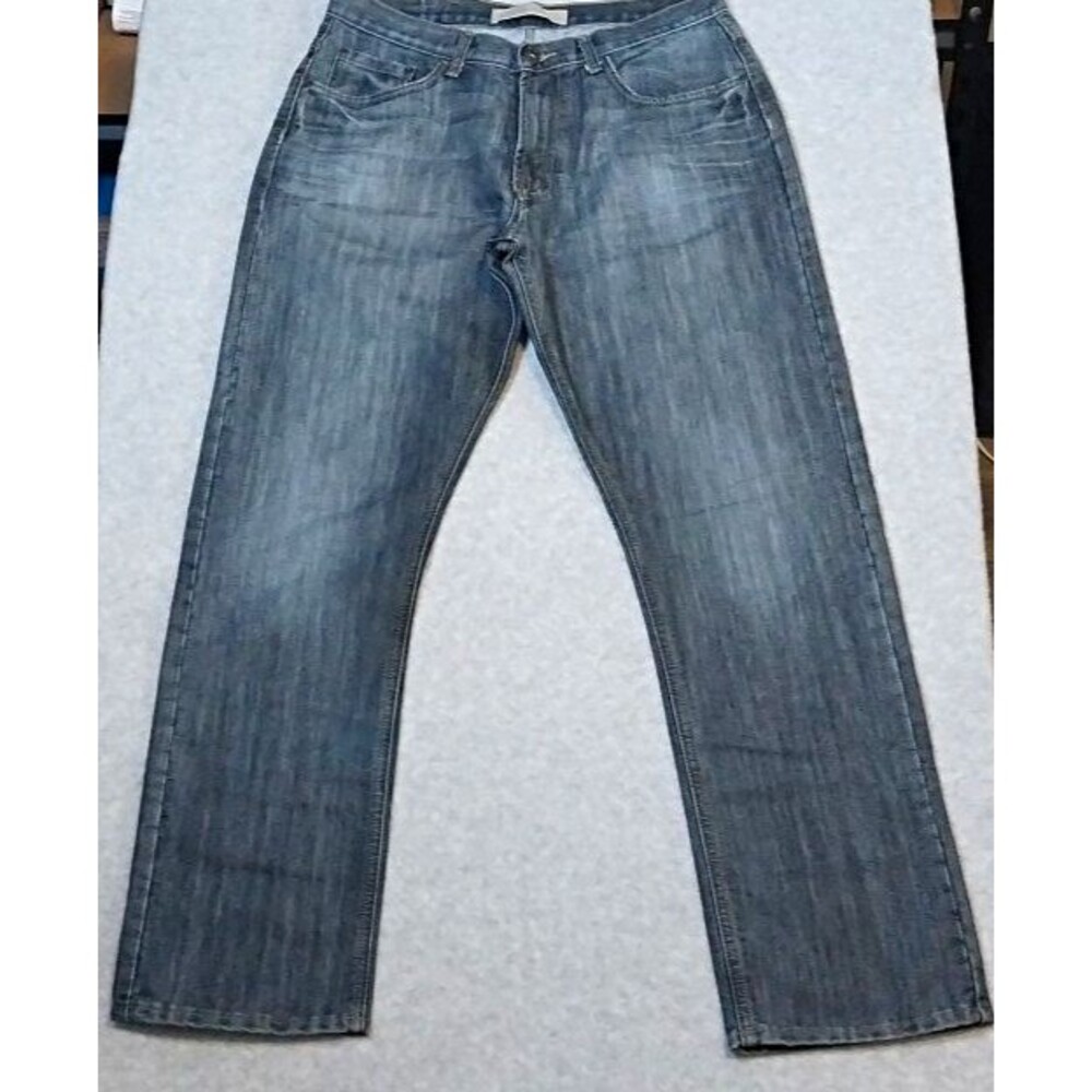 Wrangler Jeans Co Men's Relaxed Straight Jeans Blue Medium Wash Denim 32x32